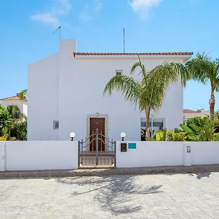 Nova * Protaras